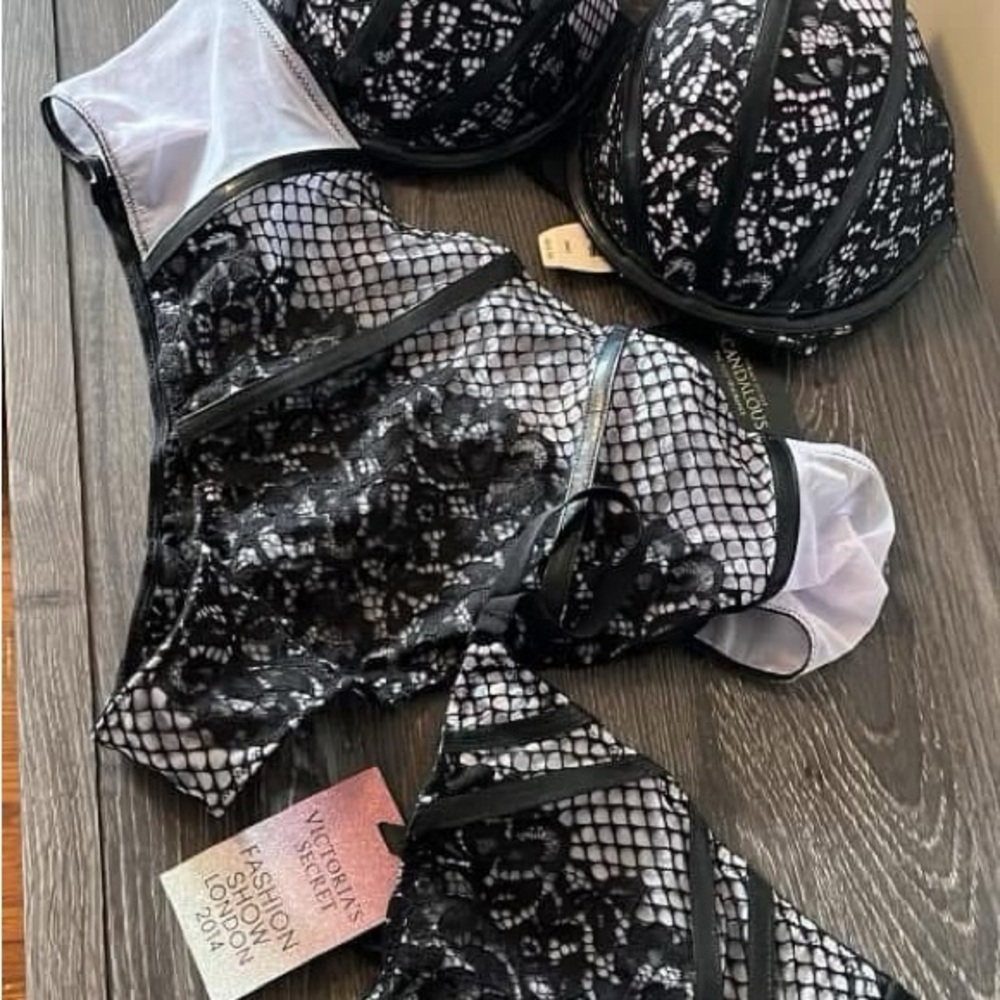 Victoria's Secret Black Lace Set